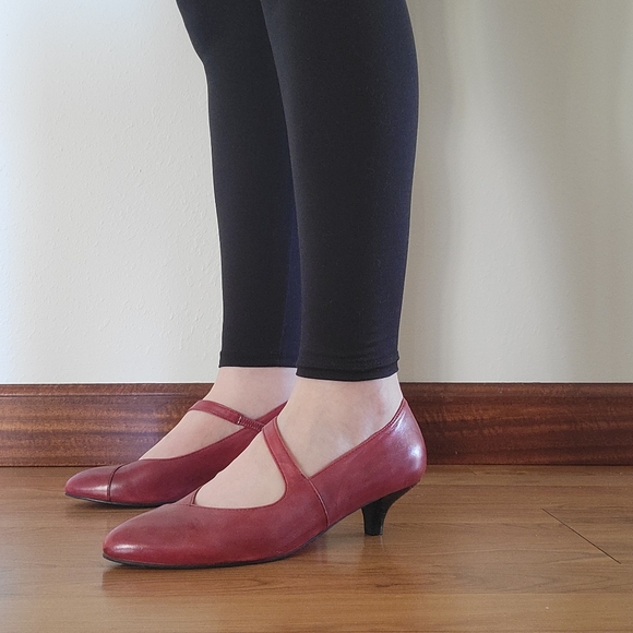 Lazio Collezione Red Leather Italian Pumps Size 8 - Picture 4 of 6